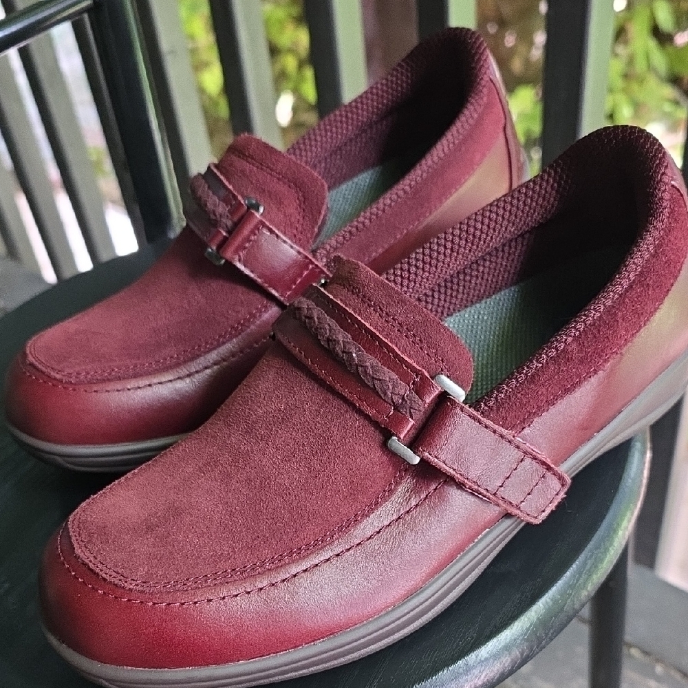 NWOT Orthofeet  Moccasins for Women Size 8.5
